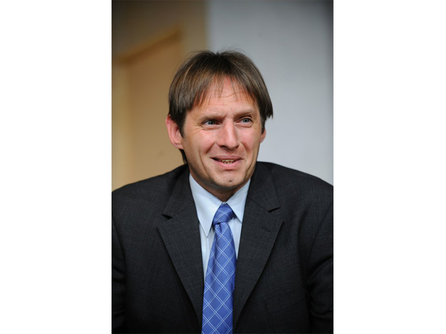 dr. de witt in der neurosen-kavalier 1.jpg